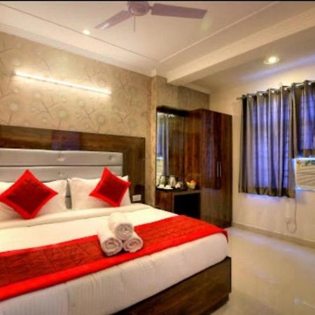 Hotel Ark Avalon- Delhi International Airport Yeni Delhi Dış mekan fotoğraf